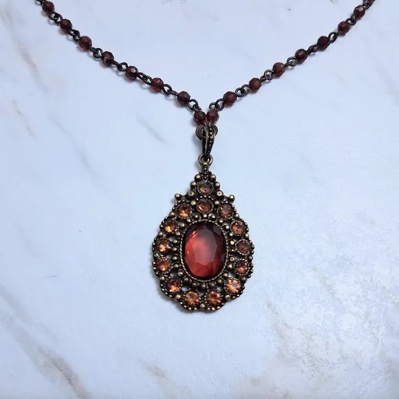 Vintage Avon Victorian Revival Necklace Honey Amber Toned Stone Teardrop Beaded - Picture 6 of 17